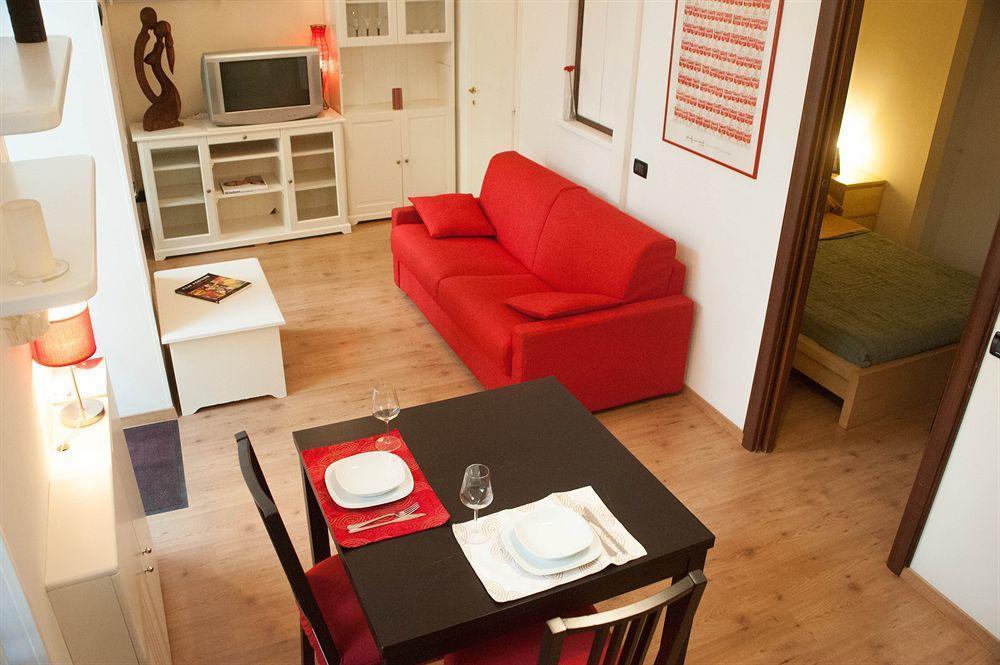 Almes Roma B&B Kültér fotó